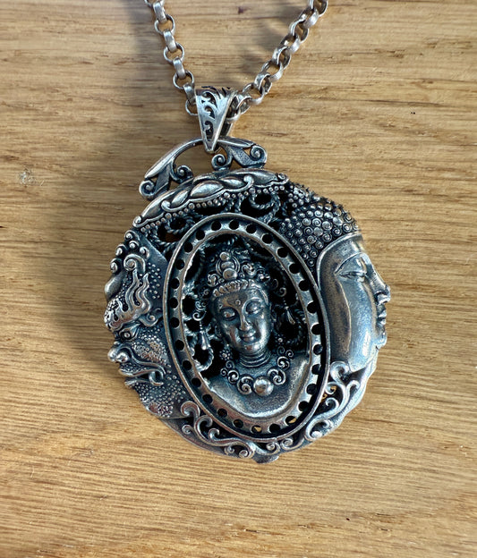 Buddha Anhänger Silberfarben Edelstahl