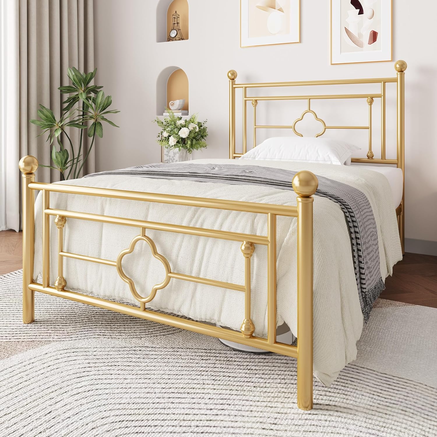 Lust auf Vintage? Metallbettgestell 90 X 200 cm, Bett mit Kopfteil und Lattenrost in Gold.